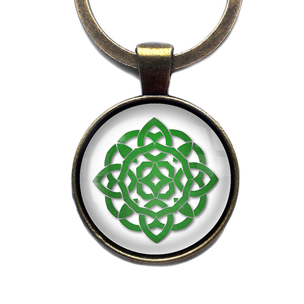 Celtic Knot Circle Green on White Bronze Keychain