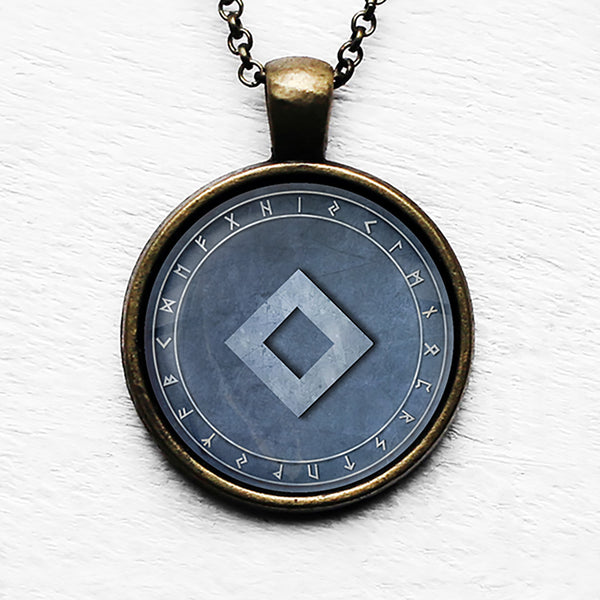 Viking Runes Elder Futhark Rune Circle NG Inguz Fertility Pendant & Necklace