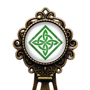 Celtic Knot Square Green on White Bronze Bookmark