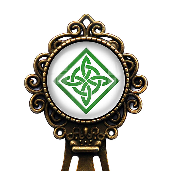 Celtic Knot Square Green on White Bronze Bookmark