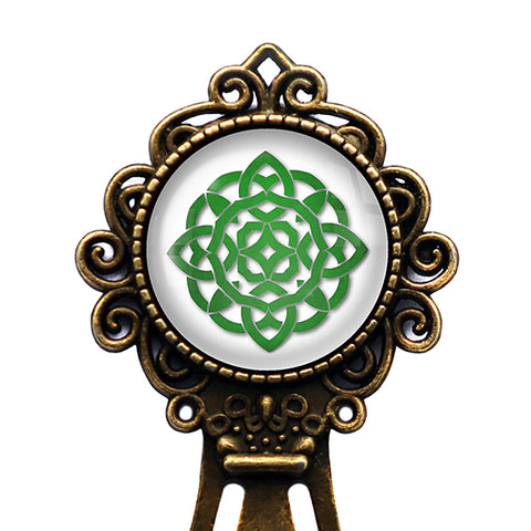 Celtic Knot Circle Green on White Bronze Bookmark