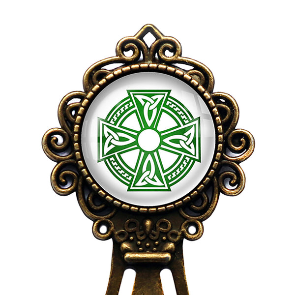 Celtic Symbol Triquetras Green on White Bronze Bookmark