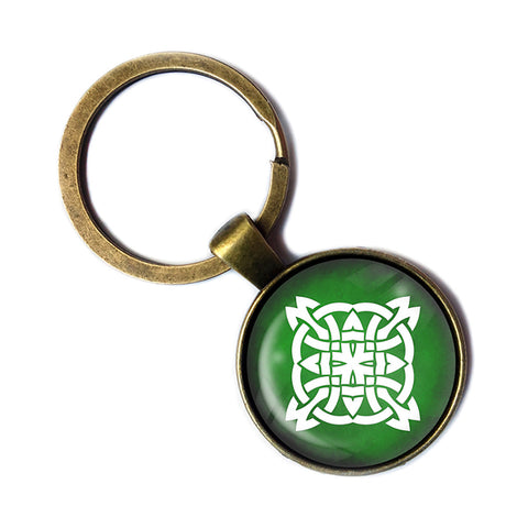 Celtic Knot Circle White on Green Bronze Keychain