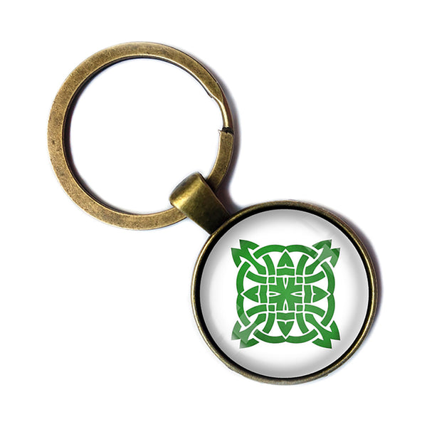 Celtic Knot Circle Green on White Bronze Keychain