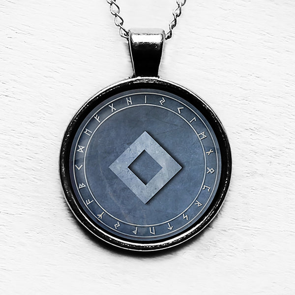 Viking Runes Elder Futhark Rune Circle NG Inguz Fertility Pendant & Necklace