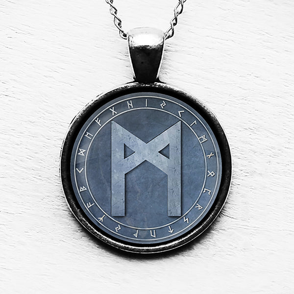 Viking Runes Elder Futhark Rune Circle M Mannaz Man Pendant & Necklace