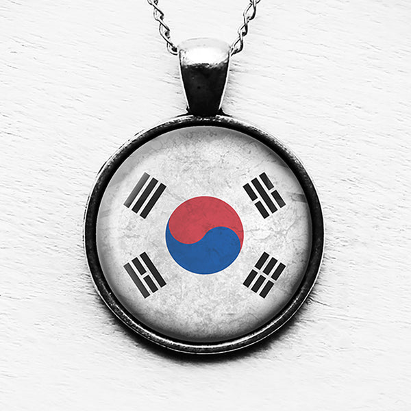 South Korea South Korean Flag Pendant & Necklace