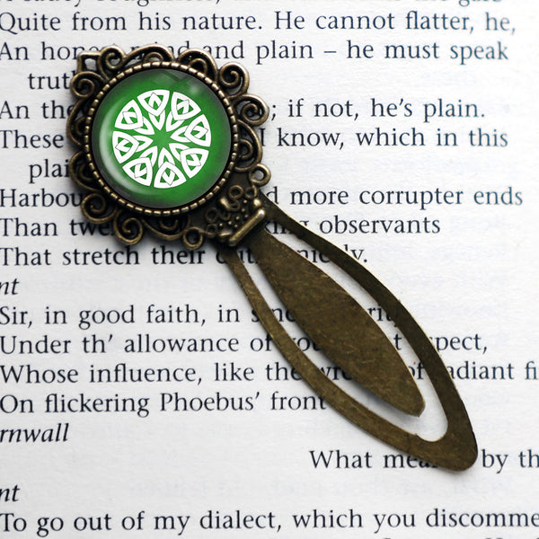 Celtic Knot Circle White on Green Bronze Bookmark