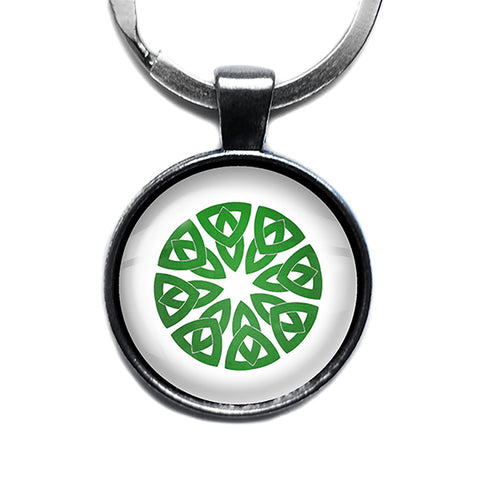 Celtic Knot Circle Green on White Antique Silver Keychain