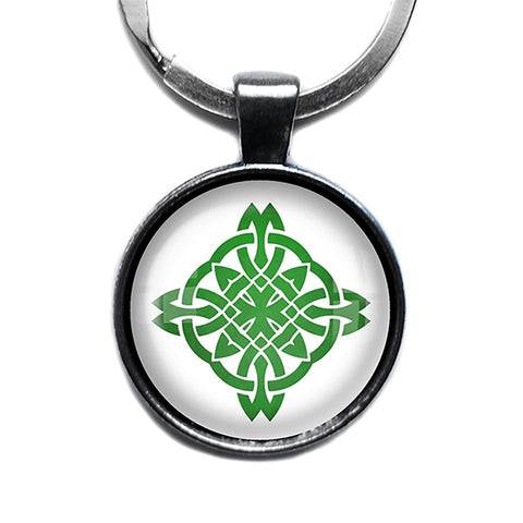 Celtic Knot Circle Green on White Antique Silver Keychain