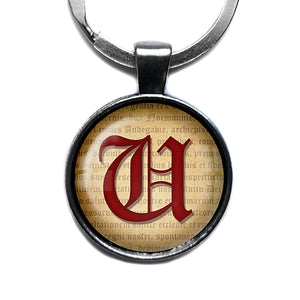 U Letter Old English Gothic Blackletter Magna Carta Antique Silver Keychain